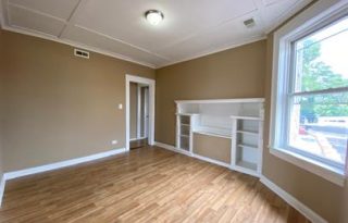 Bright 2- or 3-Bedroom Apartments For Lease in Logan Square on Lawndale